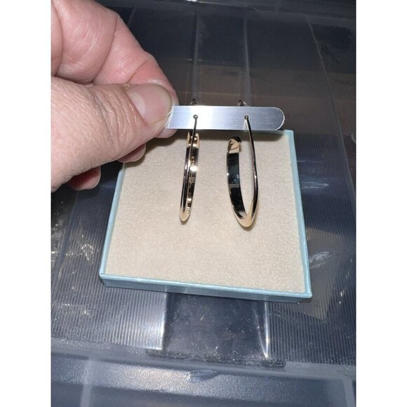 Goldtone Spiral Hoop Earrings 1.25" - Picture 3 of 4